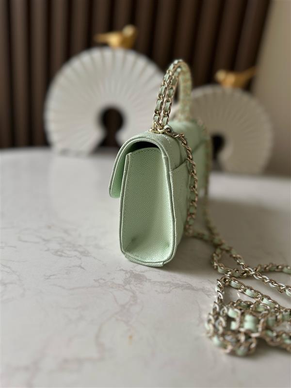 2026127215017974 590